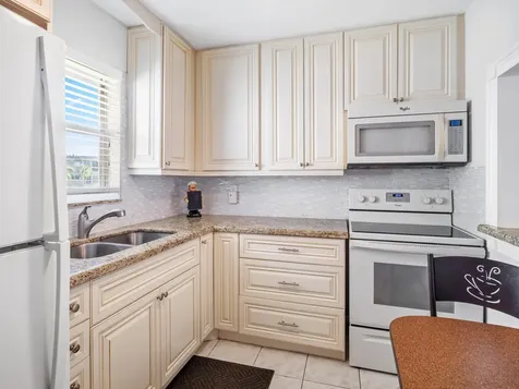 715 Lori Drive Palm Springs FL 33461
