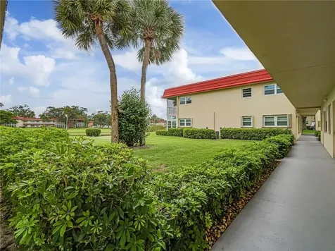 97 Spring Lake Drive Vero Beach FL 32962