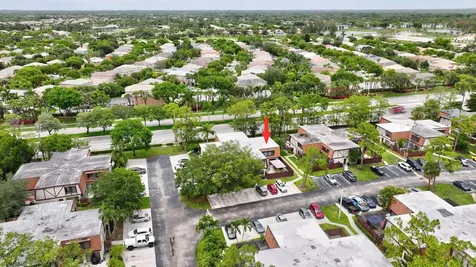 146 Weybridge Circle Royal Palm Beach FL 33411