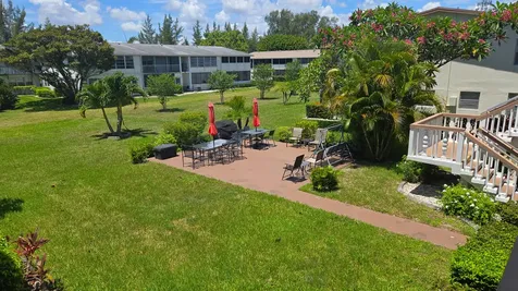 203 S Windsor I West Palm Beach FL 33417