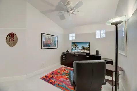 160 Nw 75th Way Plantation FL 33317