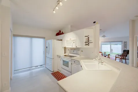 160 Nw 75th Way Plantation FL 33317