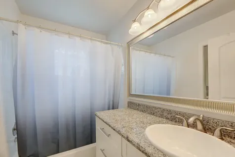 160 Nw 75th Way Plantation FL 33317