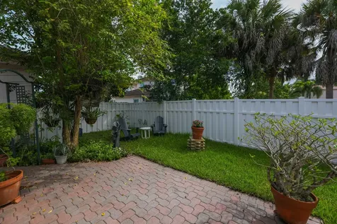 160 Nw 75th Way Plantation FL 33317