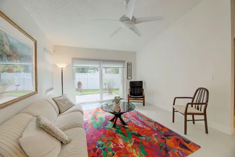 160 Nw 75th Way Plantation FL 33317