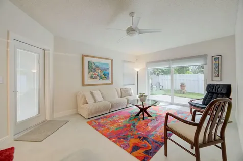 160 Nw 75th Way Plantation FL 33317