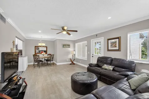 335 Pine Ridge Circle Greenacres FL 33463