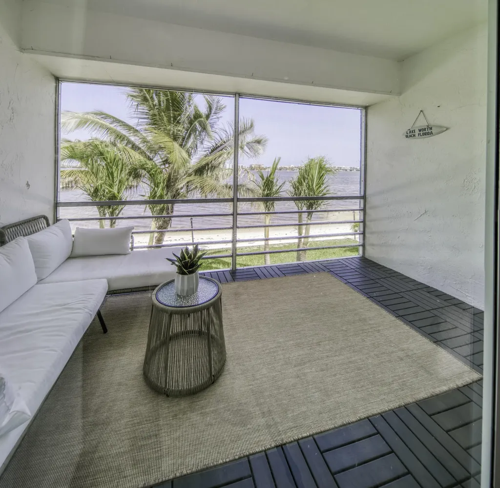 1428 S Lakeside Drive Lake Worth Beach FL 33460