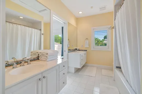 2940 Marys Way Palm Beach Gardens FL 33410