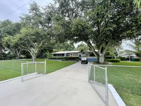 5705 Ne 3rd Lane Okeechobee FL 34974