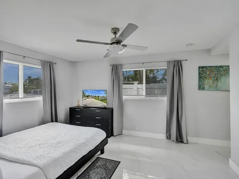 255 Glouchester Street Boca Raton FL 33487
