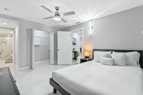 255 Glouchester Street Boca Raton FL 33487