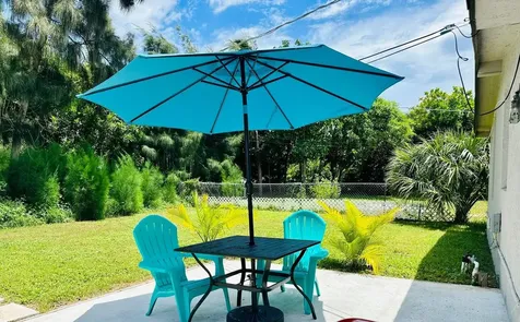 255 Glouchester Street Boca Raton FL 33487
