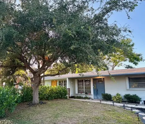 503 Se Robalo Court Stuart FL 34996