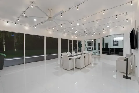 8076 Twin Lake Drive Boca Raton FL 33496