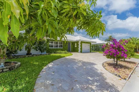750 Holly Lane Boca Raton FL 33486