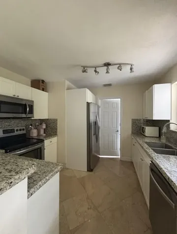927 W Royal Palm Road Boca Raton FL 33486
