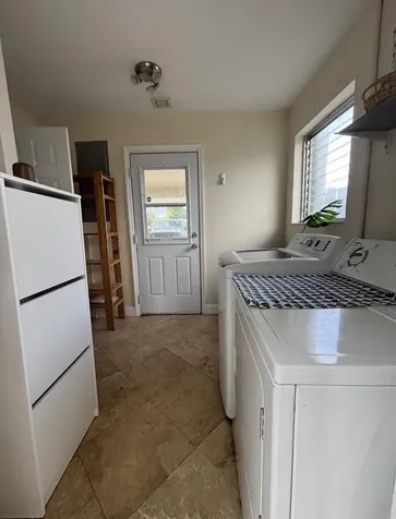 927 W Royal Palm Road Boca Raton FL 33486