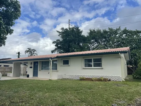 927 W Royal Palm Road Boca Raton FL 33486