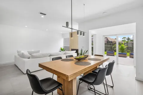 6734 Canary Palm Circle Boca Raton FL 33433