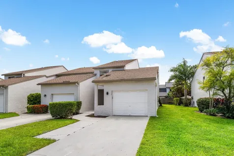 6734 Canary Palm Circle Boca Raton FL 33433