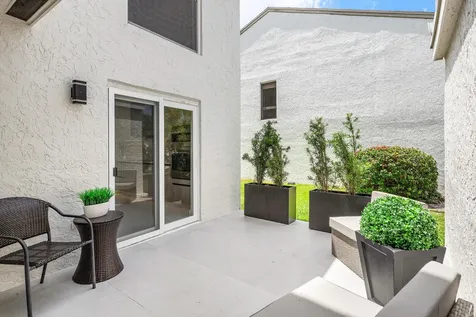 6734 Canary Palm Circle Boca Raton FL 33433