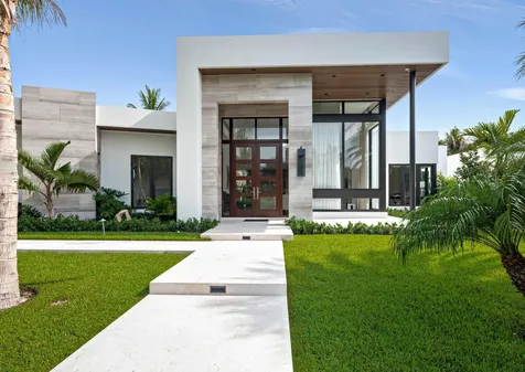 135 Churchill Road West Palm Beach FL 33405