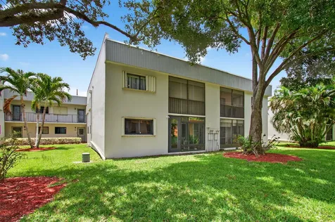 15450 Pembridge Avenue Delray Beach FL 33484