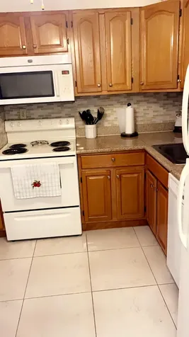 3000 Nw 48th Terrace Lauderdale Lakes FL 33313