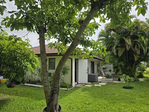 304 Knob Hill Boulevard Boca Raton FL 33431