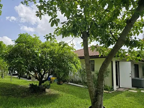 304 Knob Hill Boulevard Boca Raton FL 33431