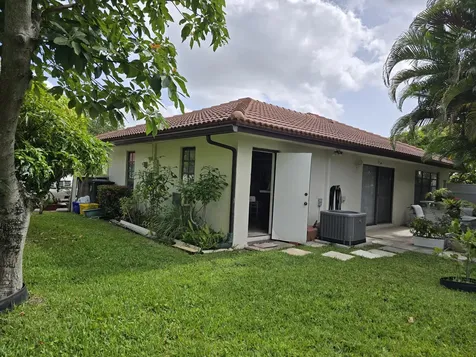 304 Knob Hill Boulevard Boca Raton FL 33431