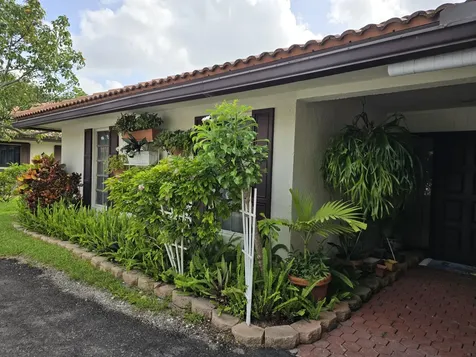 304 Knob Hill Boulevard Boca Raton FL 33431