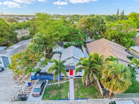 1738 Sunset Avenue Lake Worth Beach FL 33460