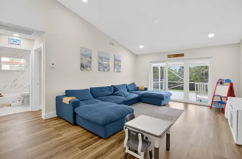 11080 Lakeaire Circle Boca Raton FL 33498