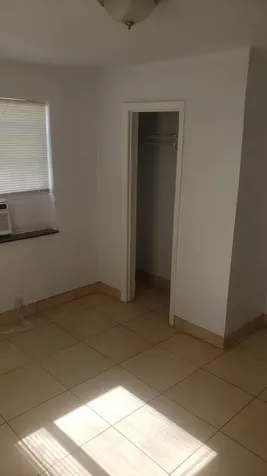 925 6th Street West Palm Beach FL 33401