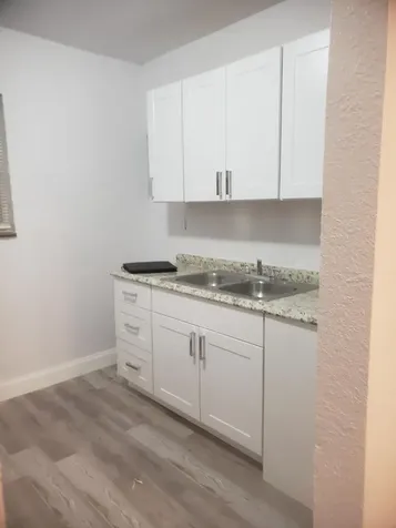 925 6th Street West Palm Beach FL 33401