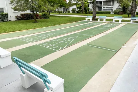2929 Se Ocean Boulevard Stuart FL 34996