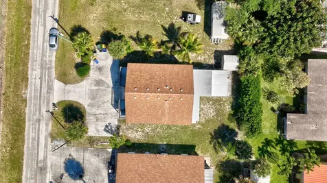 1903 Plover Avenue Hutchinson Island FL 34949
