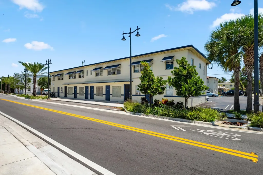 700 N Tamarind Avenue West Palm Beach FL 33401