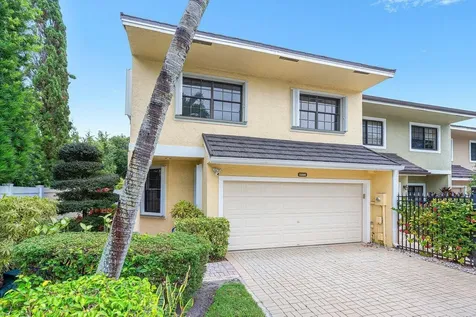 5696 Santiago Circle Boca Raton FL 33433