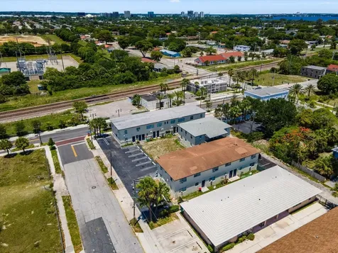 919 6th Street West Palm Beach FL 33401