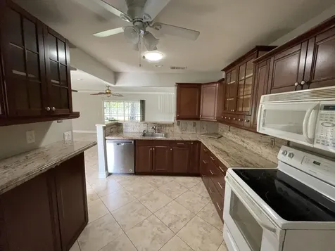 9319 Southampton Place Boca Raton FL 33434