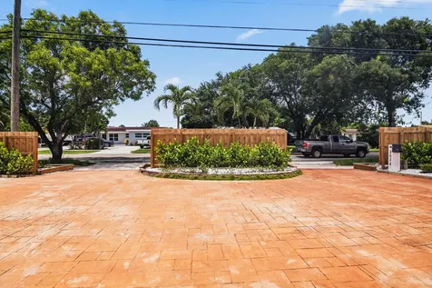 3574 Riverland Road Fort Lauderdale FL 33312