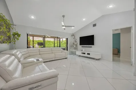 21613 Coronado Avenue Boca Raton FL 33433
