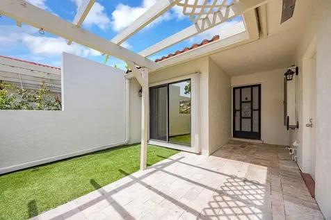 21613 Coronado Avenue Boca Raton FL 33433
