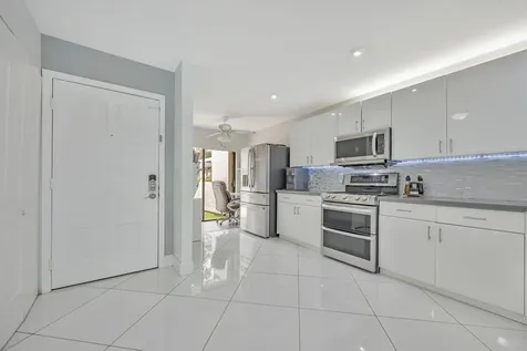 21613 Coronado Avenue Boca Raton FL 33433