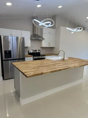 2118 Ne 22nd Place Cape Coral FL 33909