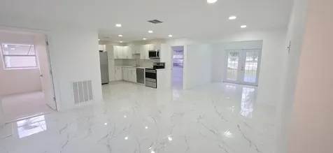7112 Pine Manor Drive Lake Worth FL 33467