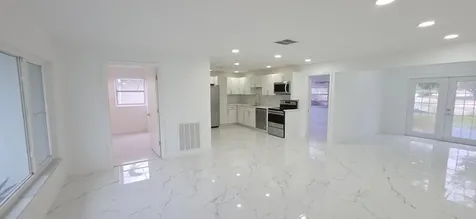 7112 Pine Manor Drive Lake Worth FL 33467